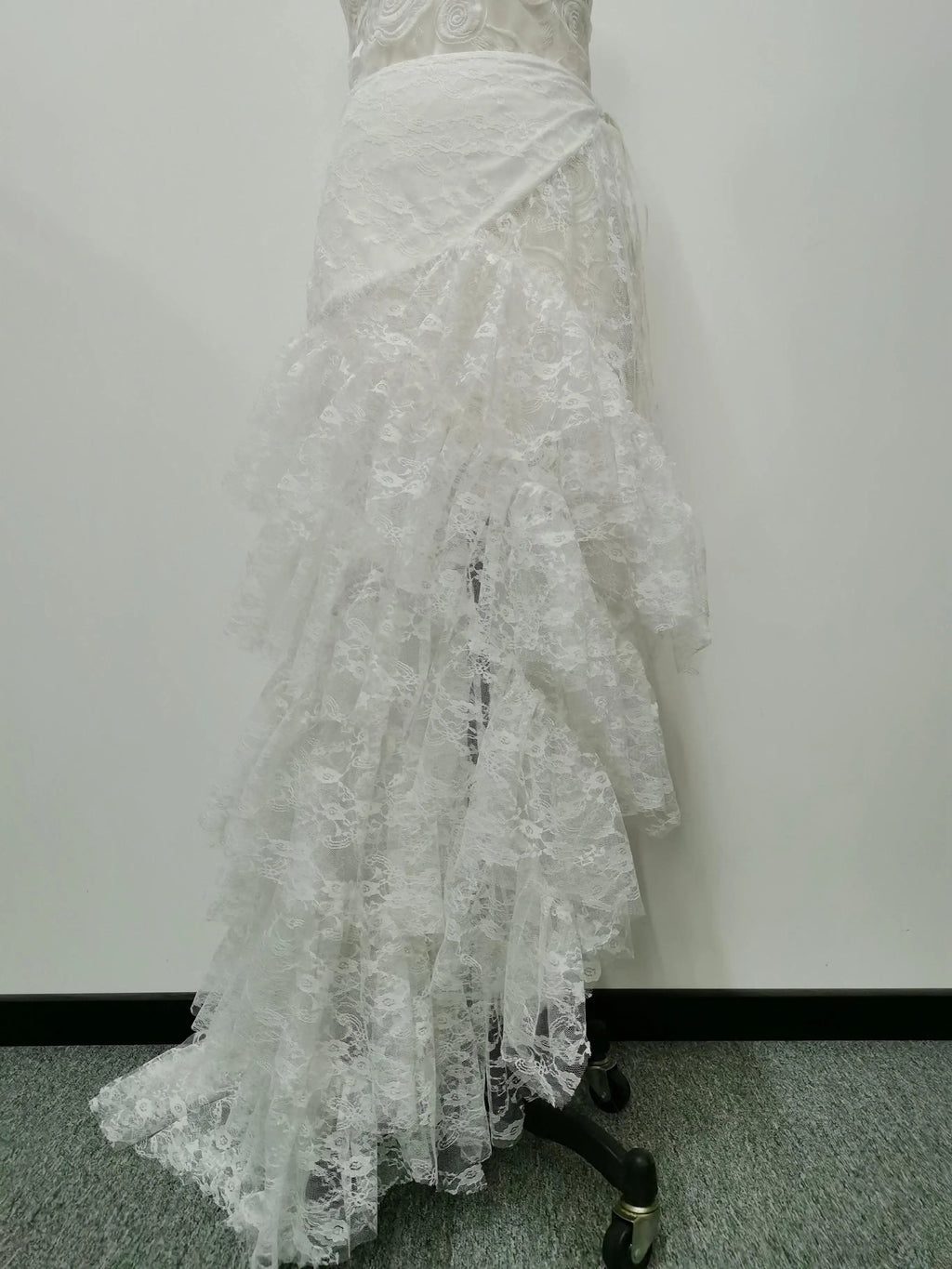 Sexy Dress Women Spaghetti Strap Breast Wrap Party Ladies White Lace Irregular  Slim Empire Long Clothing Lugentolo