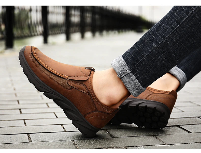 Men Casual Shoes Brand 2022 Fashion Mens Loafers Moccasins Breathable Slip on Retro Driving Shoes Men Sneakers Plus Size 39-48