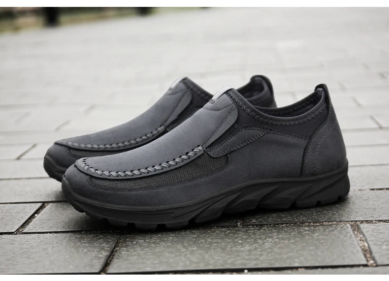 Men Casual Shoes Brand 2022 Fashion Mens Loafers Moccasins Breathable Slip on Retro Driving Shoes Men Sneakers Plus Size 39-48