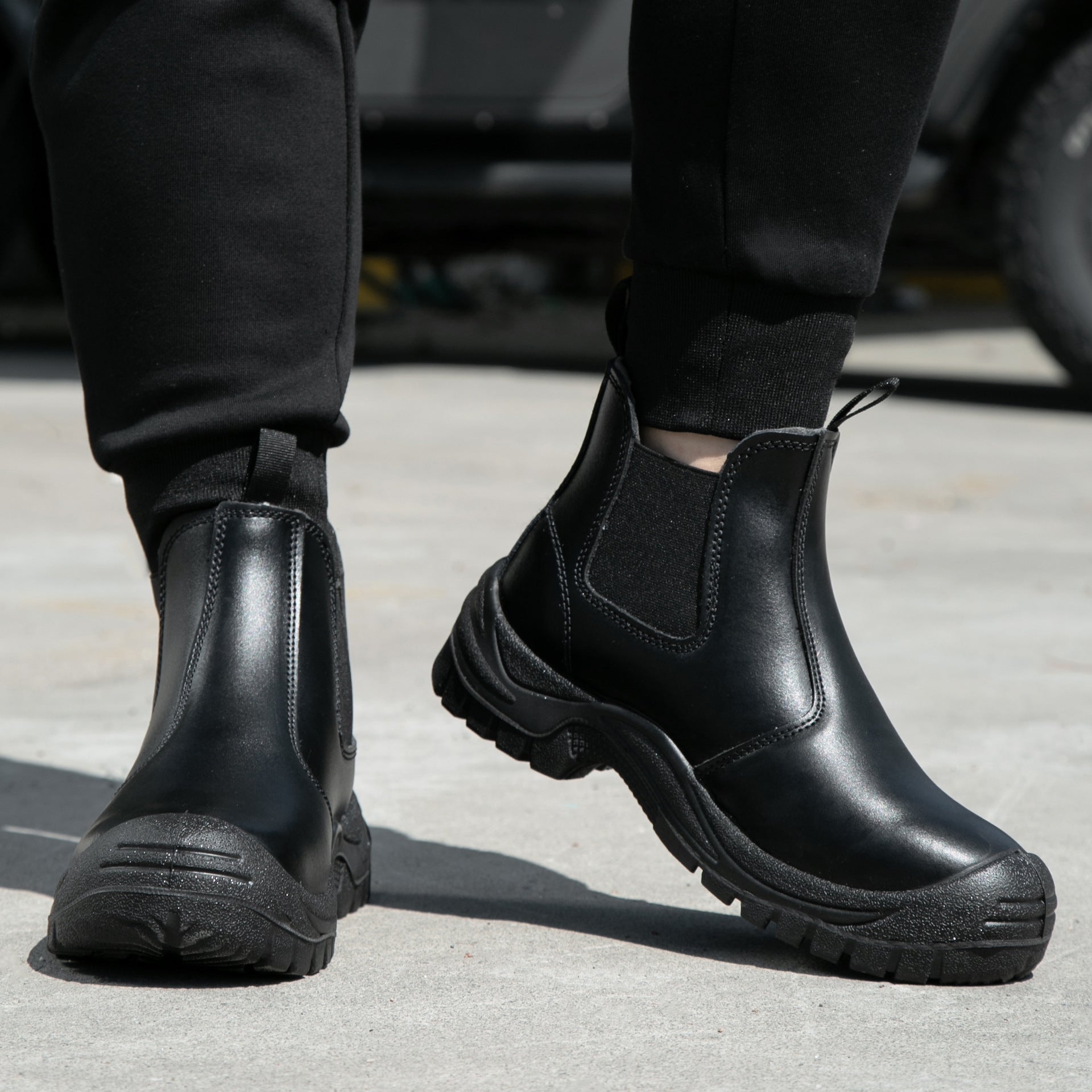 2025 New Work Safety Boots waterproof leather boots Men shoes Non-slip Indestructible shoes Protection boots Work shoes quality