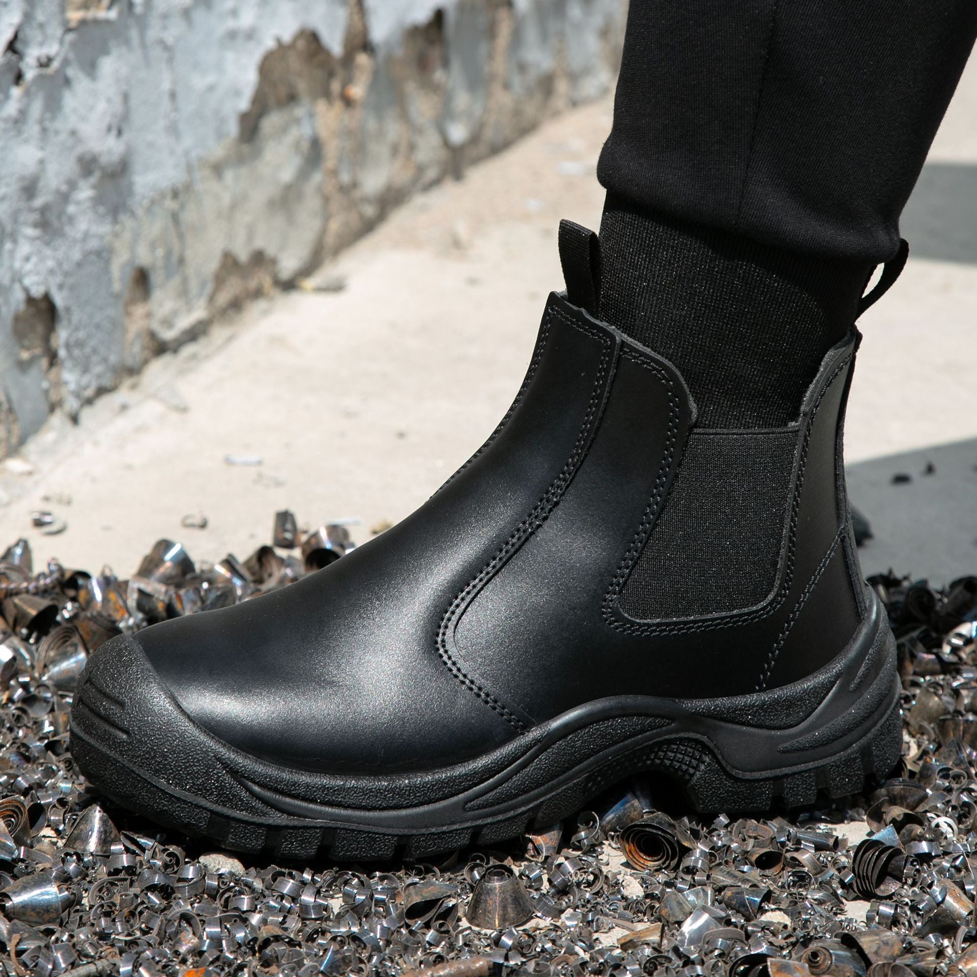 2025 New Work Safety Boots waterproof leather boots Men shoes Non-slip Indestructible shoes Protection boots Work shoes quality