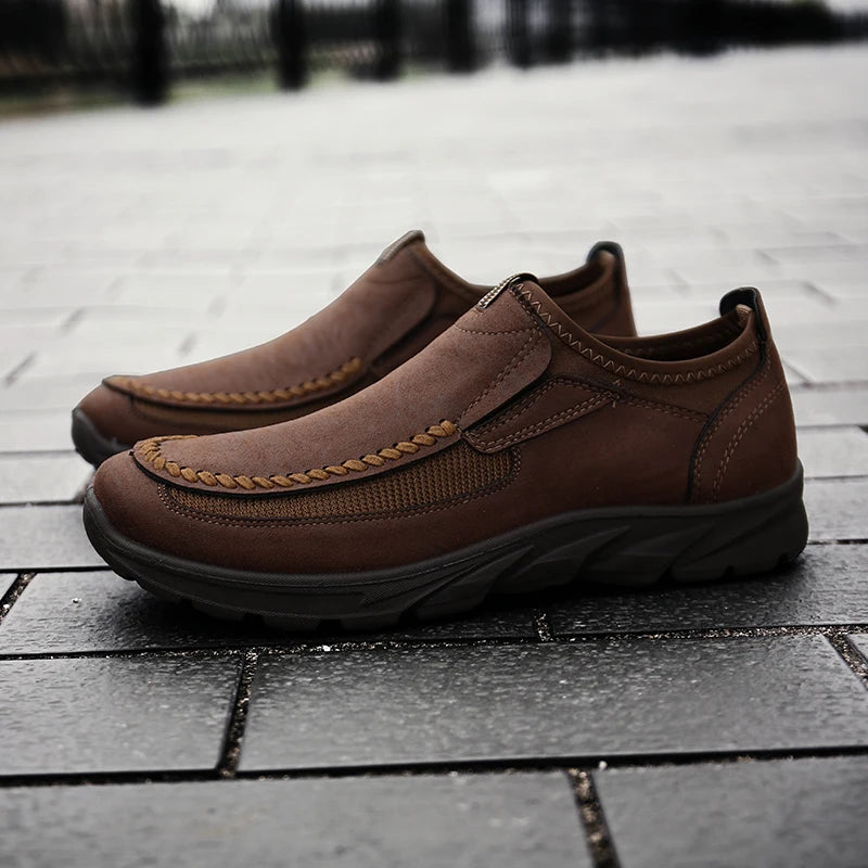 Men Casual Shoes Brand 2022 Fashion Mens Loafers Moccasins Breathable Slip on Retro Driving Shoes Men Sneakers Plus Size 39-48
