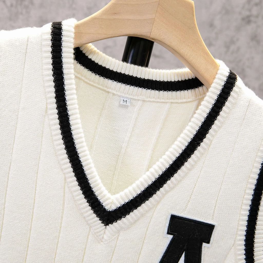 Men's Letter Patched V Neck Sweater Vest, Regular Fit Casual Striped Trim Sleeveless Knitwear, Men's Clothes for Daily Wear