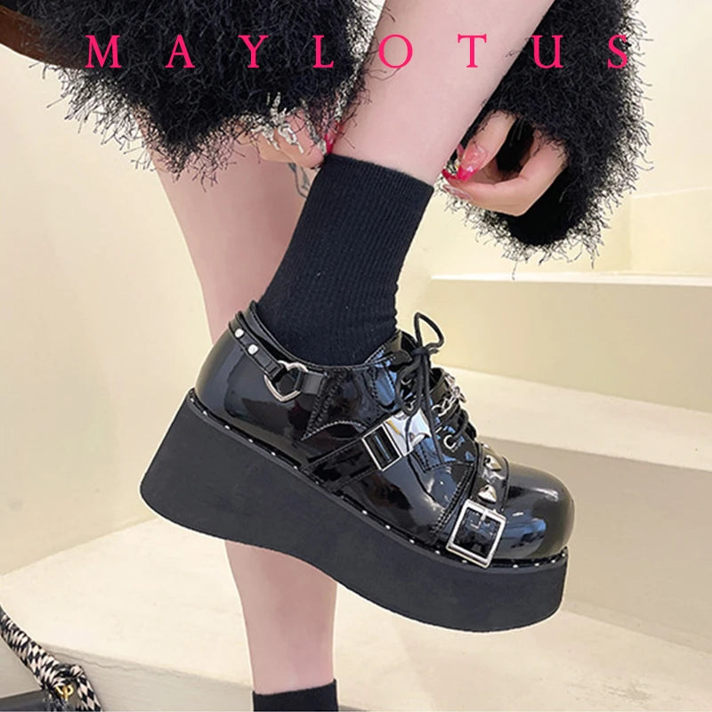 Punk Style Shoes Woman Platform Heel Metal Rivet Dark Bat Fashion Trendy Women Wedge Bottom Burgundy School Student Shoes