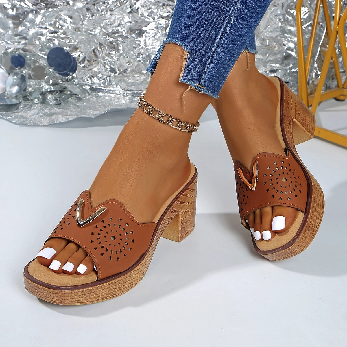 Retro Pu Leather High Heels Slippers for Women 2025 Summer Thick Bottom Platform Sandals Woman Lightweight Thick Heeled Shoes