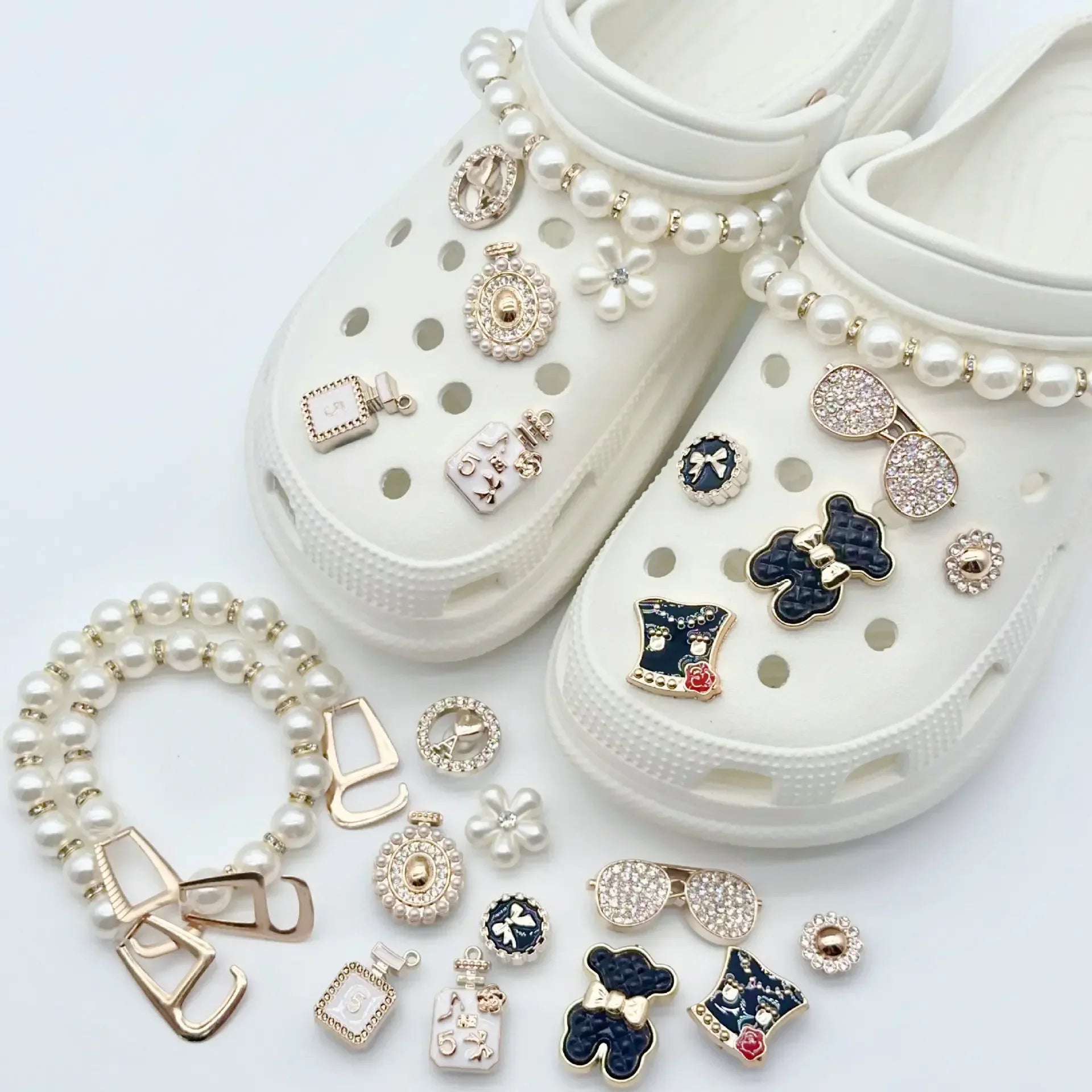 1Set New Shoe Charms Set Creative 3D Shoe Flower Diamond Butterfly Pearl Flower Detachable Chain Buckle Girls Shoe Decoration