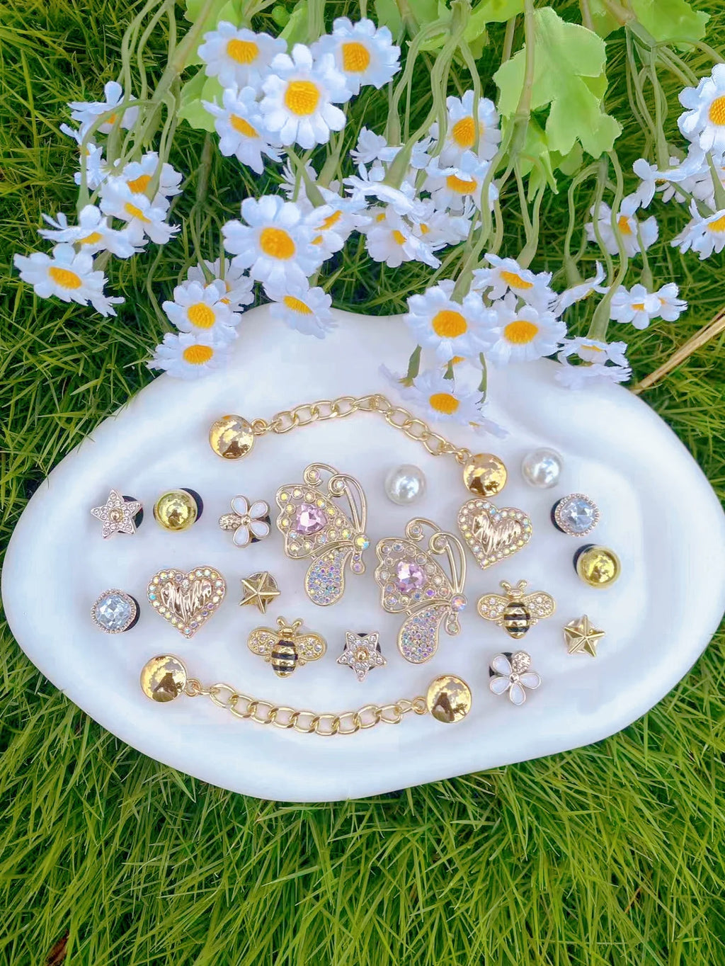 20 fashionable golden butterfly, heart, star and other crocs and shoe accessories, DIY lace shoe accessories, detachable decorat