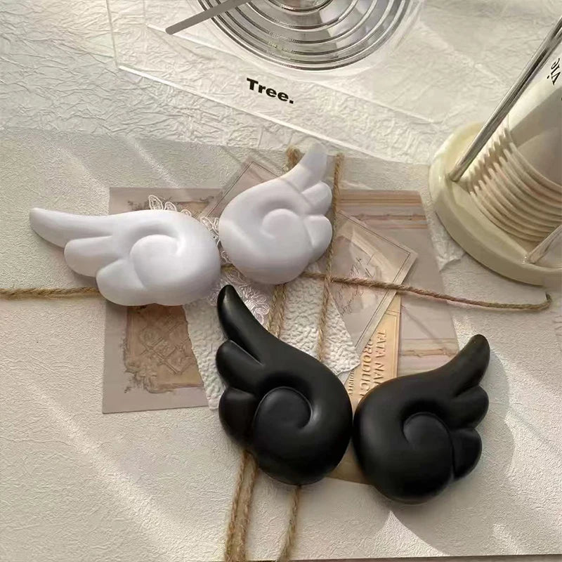 2pcs Lovely Angel Wings Shoes Charms Accessories Black White DIY Shoes Buckle Cartoon Shoes Buckles Decor Removable Shoe Pendant