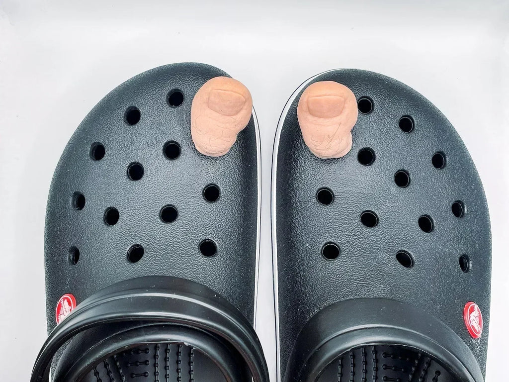 New 1Pcs Imitation Big Toe Slipper Decoration Thumbs Up Spoof Creative Hole Shoe Charms Kids Adult Sandals Funny Pin Accessories