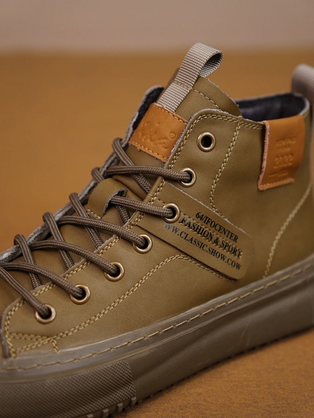 Men's Shoes Autumn and Winter New White Shoes Fashion Sneakers Sports High-Top Trendy Shoes Business Casual Breathable Thick-Soled Shoes Outdoor Casual Shoes