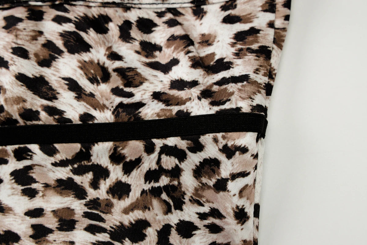 Hugcitar Leopard Print V Neck Sexy Slips Tie Bow Backless Crop Camis Top Summer Women Fashion Y2K Outfits Beach Vacation Club