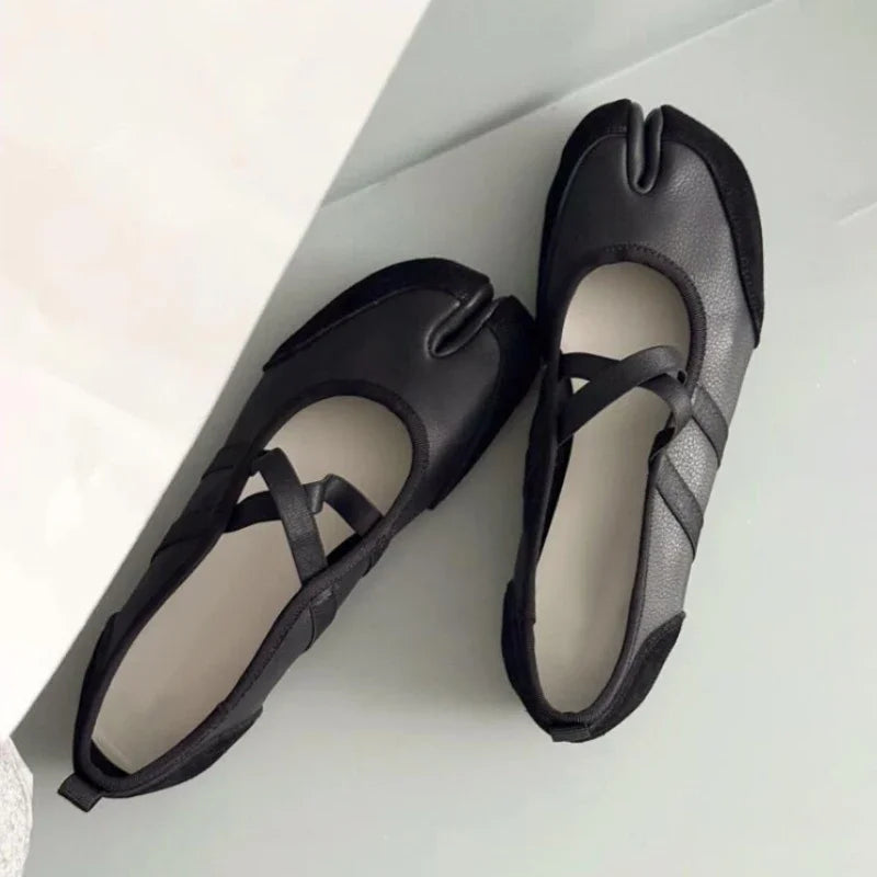 Cross Strap Tabi Flat Shoes Women Casual Fashion Design Mary Jane Shoes Slip-on Split Toe Ballet Shoes 2025 Summer Elegant New