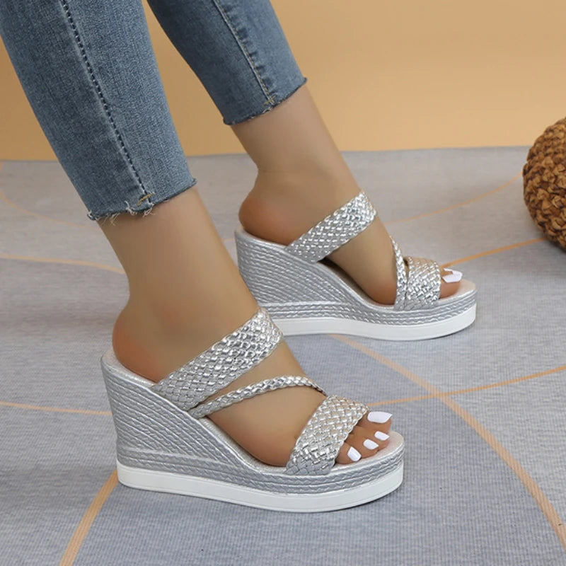 Women Sandals 2024 Summer New Outdoor Beach Sandals Comfortable Hot Shallow Wedges Shoes for Women Designer Casual Sandals