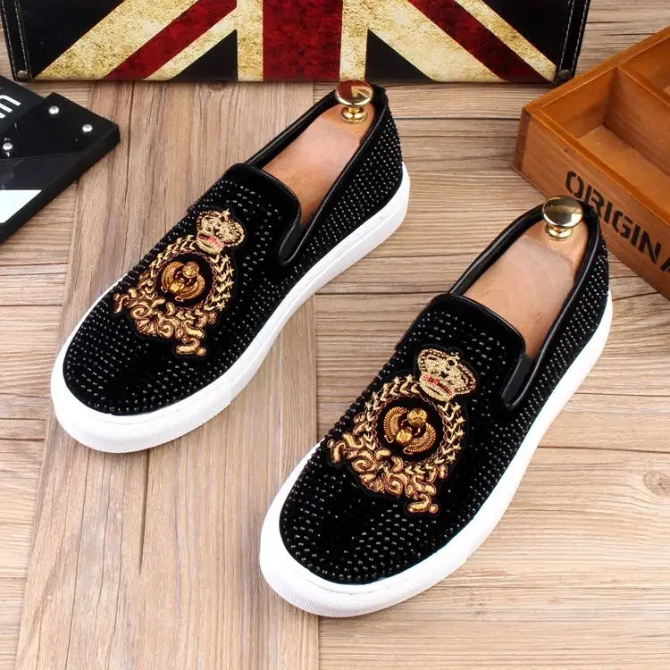 Men Tide Leather Casual Shoes Man Fashion Luxury Embroidery Flat Shoes Leisure Sneakers Loafers Shoes for Men