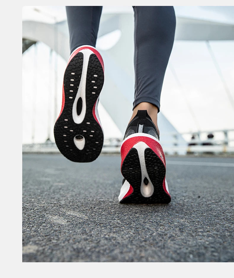 Men's Sports Shoes Cushioning Non-Slip Flat Wear Resistant Sneakers Mesh Breathable Platform Soft Running Shoes for Man