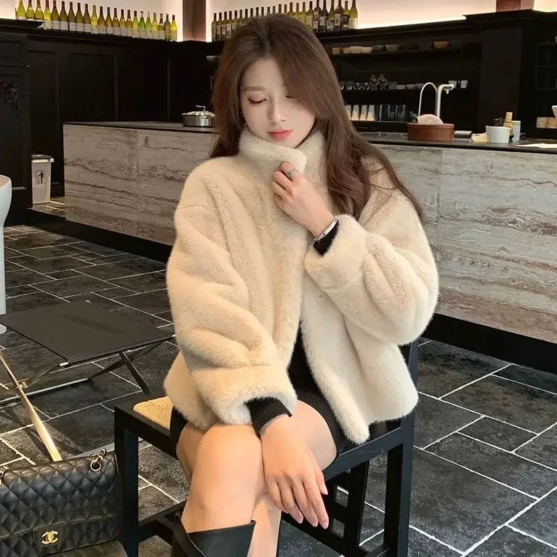 Spring Autumn Lady Short Leather Fur Outwear 2024 Women Fashion Stand Collar Mink Fur Top Female Long Sleeves Fox Jacket