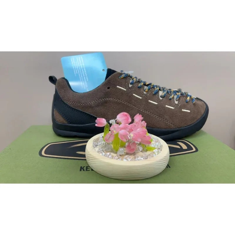 2025 High Quality women Hiking Shoes Outdoor Low Ankle Hunting Trekking Sneakers  Men Tourism Travel Shoes Outdoor