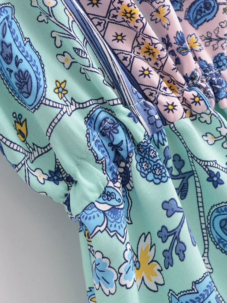 Boho Queens Women Wild Floral Print Deep V-neck Summer Bohemian Mini Dresses Robe Lady Short Sleeve Beach Boho Dress Vestidos