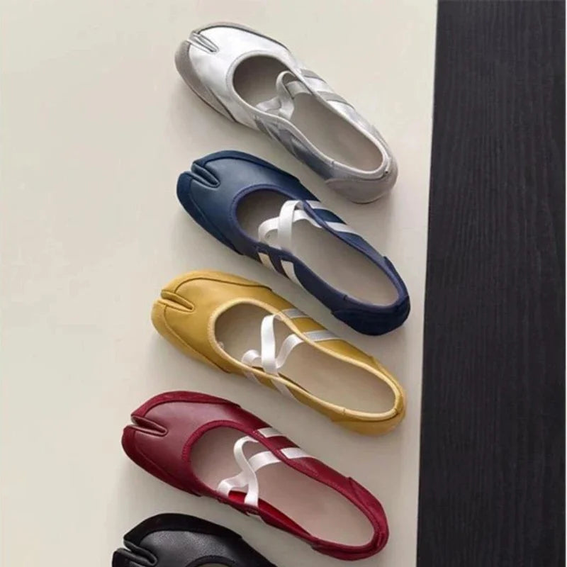 Cross Strap Tabi Flat Shoes Women Casual Fashion Design Mary Jane Shoes Slip-on Split Toe Ballet Shoes 2025 Summer Elegant New