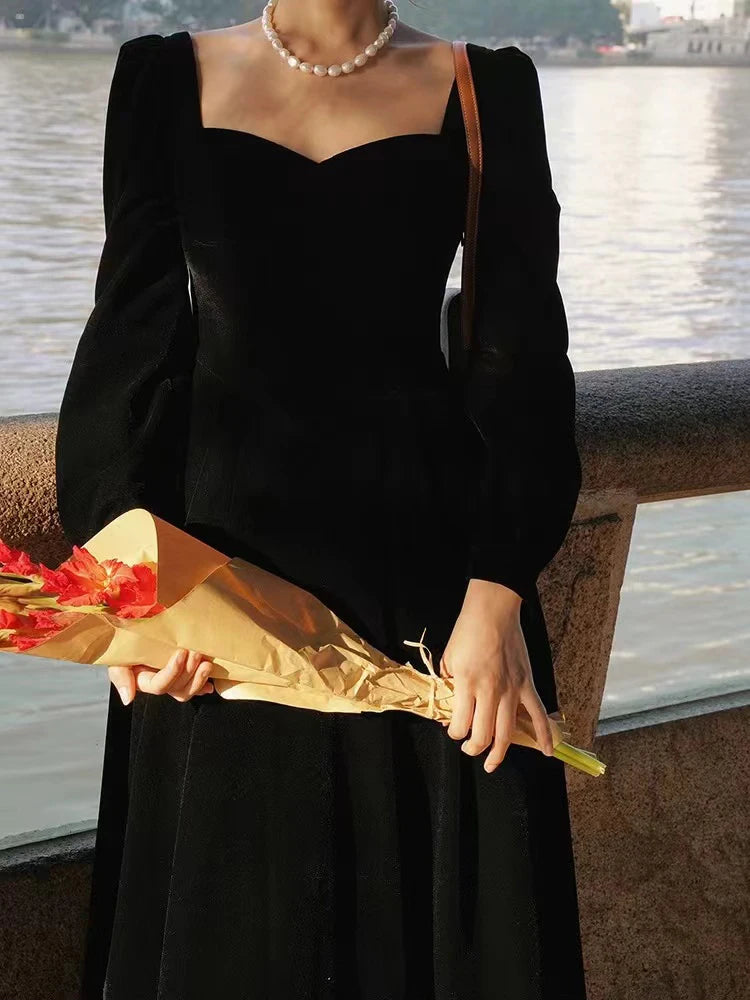Elegant Velvet Midi Dress Women Vintage Korean Slim V Neck A Line Fairy Dress Female Autumn Long Sleeve All-Match Party Vestidos