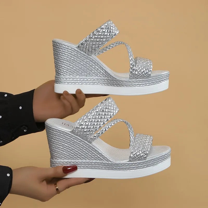 Women Sandals 2024 Summer New Outdoor Beach Sandals Comfortable Hot Shallow Wedges Shoes for Women Designer Casual Sandals