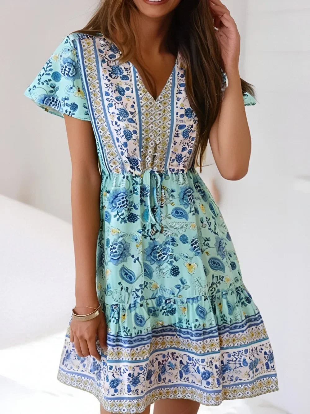 Boho Queens Women Wild Floral Print Deep V-neck Summer Bohemian Mini Dresses Robe Lady Short Sleeve Beach Boho Dress Vestidos