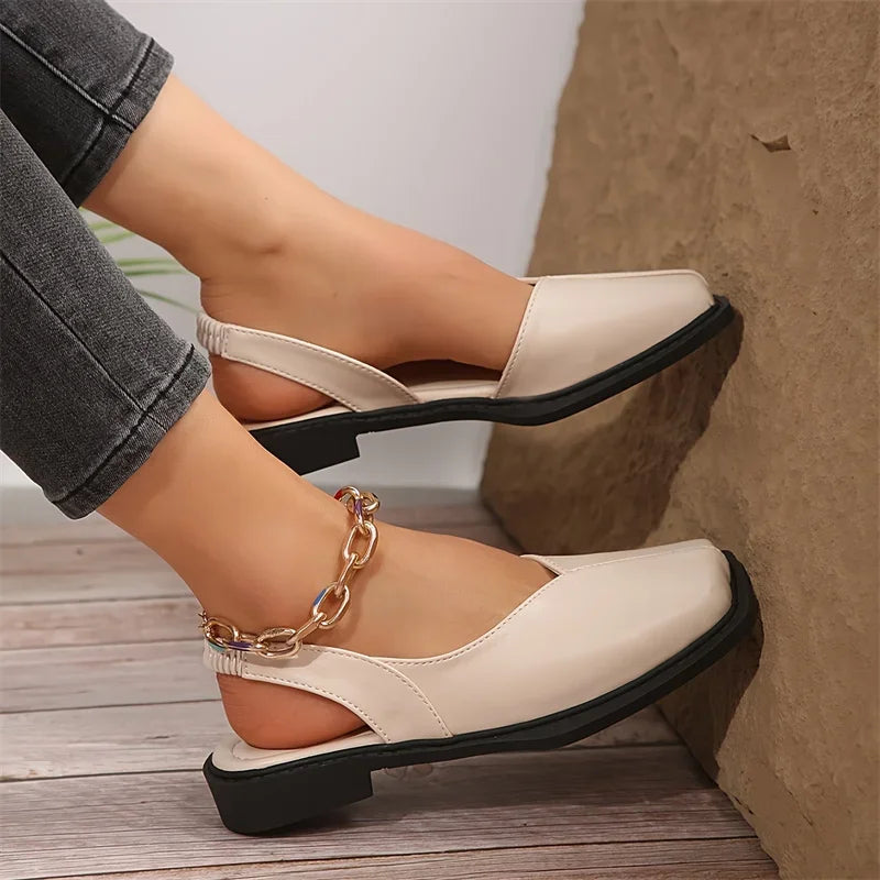 Leather Toe Cap Sandals for Women 2024 New Flat Bottomed Square Toe Single Shoes, Retro Exterior Wear, Anti Slip Beach Slippers