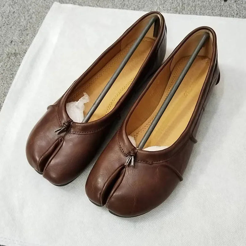 Wrinkles Tabi Ninja Shoes 2025 Women Cozy Leather Flats Split Hoof Toe Loafers Femme Mary Jeans Mocasines Ladies Ballerina Shoe