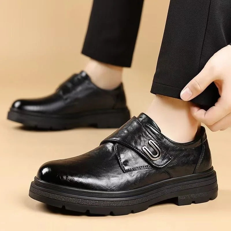 Black Men's Business Shoes Outdoor Soft Sole Breathable Thick Sole Leather Shoes Spring and Autumn Low-top Slip-on Casual Shoes