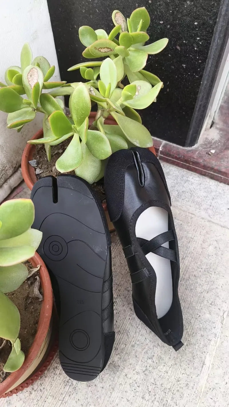 Cross Strap Tabi Flat Shoes Women Casual Fashion Design Mary Jane Shoes Slip-on Split Toe Ballet Shoes 2025 Summer Elegant New