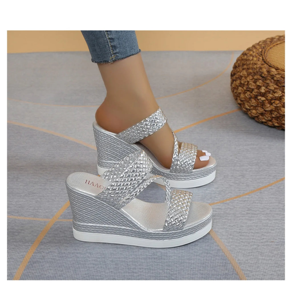 Women Sandals 2024 Summer New Outdoor Beach Sandals Comfortable Hot Shallow Wedges Shoes for Women Designer Casual Sandals