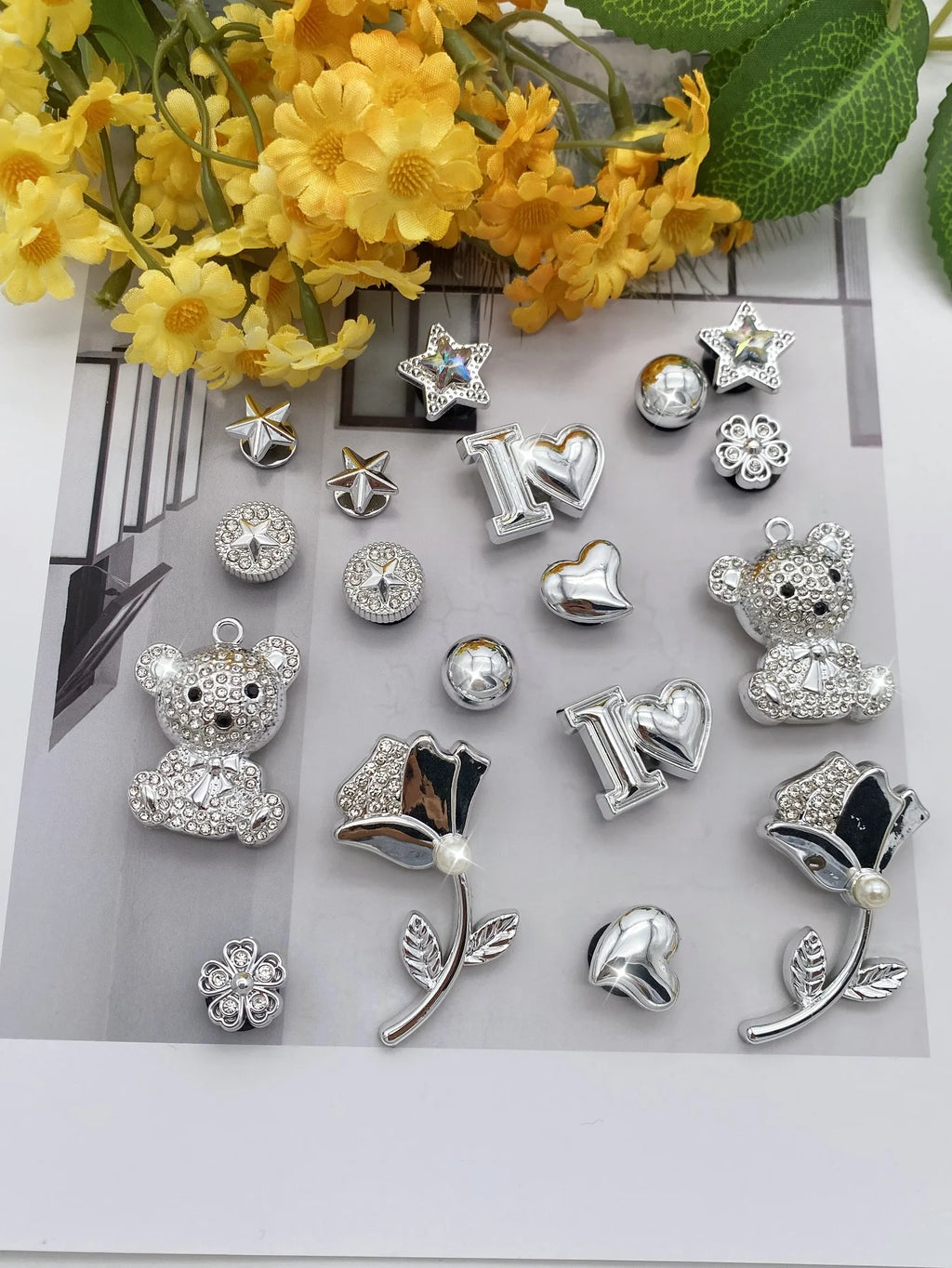 18 silver dot diamond bear, letters, hearts, silver beads, stars and other DIY shoe buckle decorations, multi-functional shoe cl