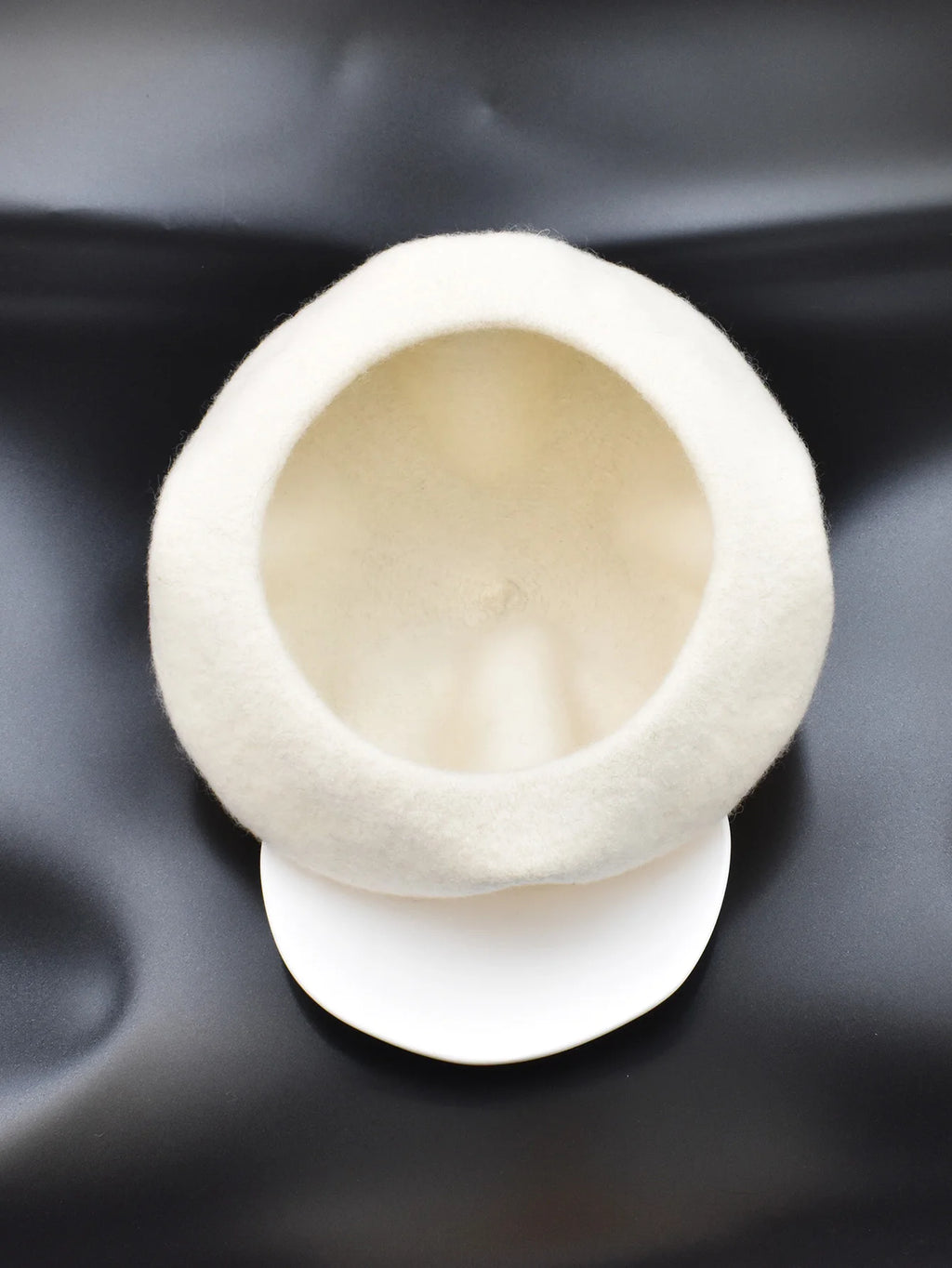 New Women black pink Berets Hat Fashion Solid Color Wool Knitted With Ladies Beanie Beret Hat Warm Autumn and winter Cap