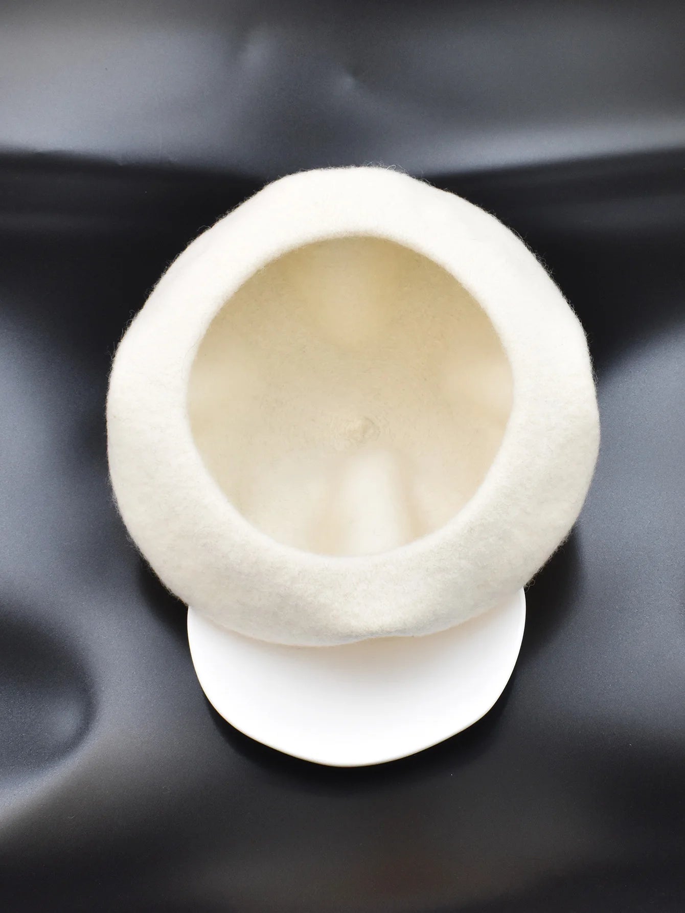 New Women black pink Berets Hat Fashion Solid Color Wool Knitted With Ladies Beanie Beret Hat Warm Autumn and winter Cap