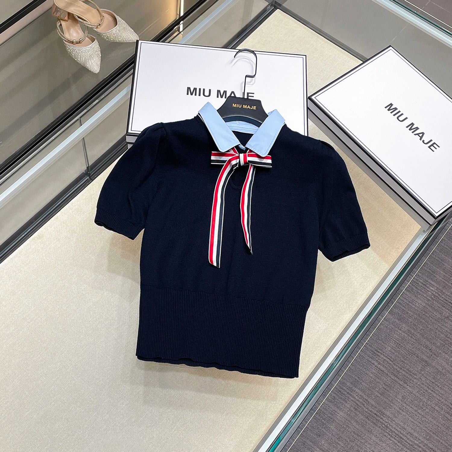 High-End European Sle Women's Knitted ort Top  Collar Belted College Faion Upperwear Comfortable Regular Fit Summer...