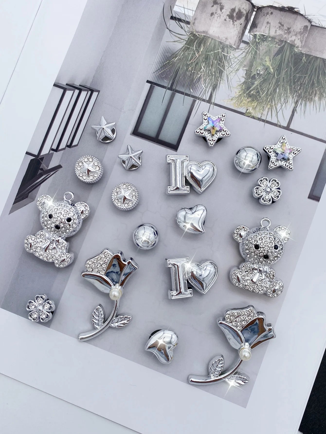 18 silver dot diamond bear, letters, hearts, silver beads, stars and other DIY shoe buckle decorations, multi-functional shoe cl