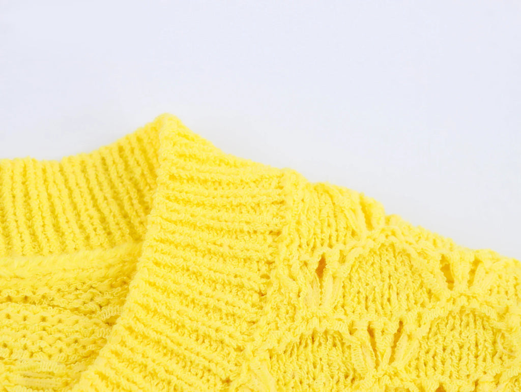 DEEABAE Spring Women's French Style Design With Layered Decorative Buttons And Round Neck Long Sleeved Knitted Jacket