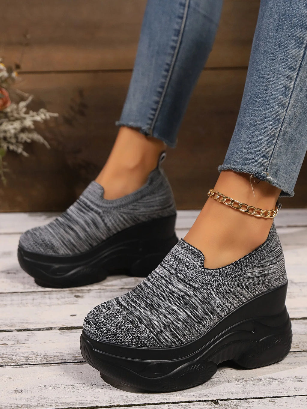 Heightening Thick Sole Fashionable Ladies Shoes 2025 Autumn New Black Mesh Breathable Casual Slip-on Women's Vulcanized Shoes