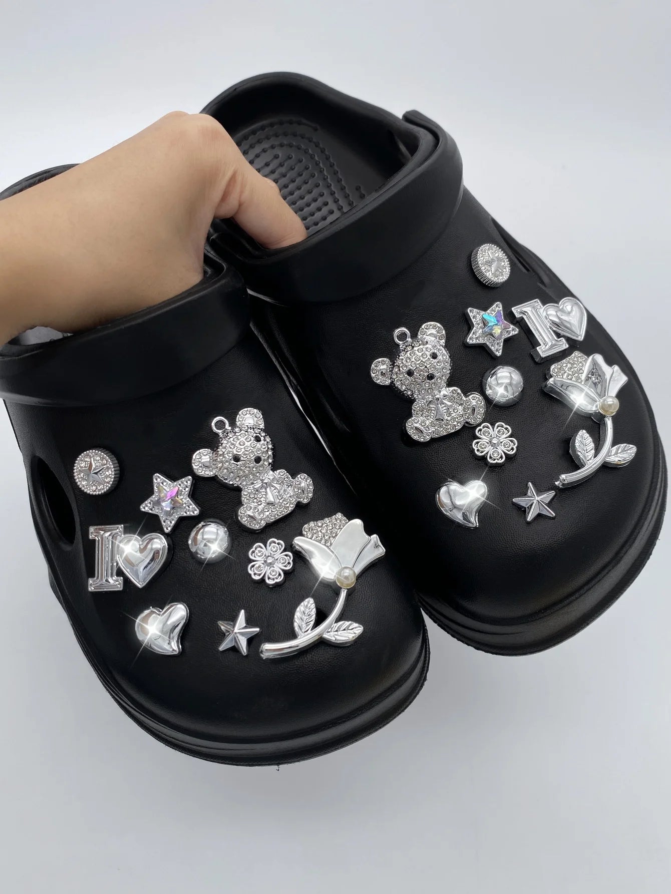 18 silver dot diamond bear, letters, hearts, silver beads, stars and other DIY shoe buckle decorations, multi-functional shoe cl