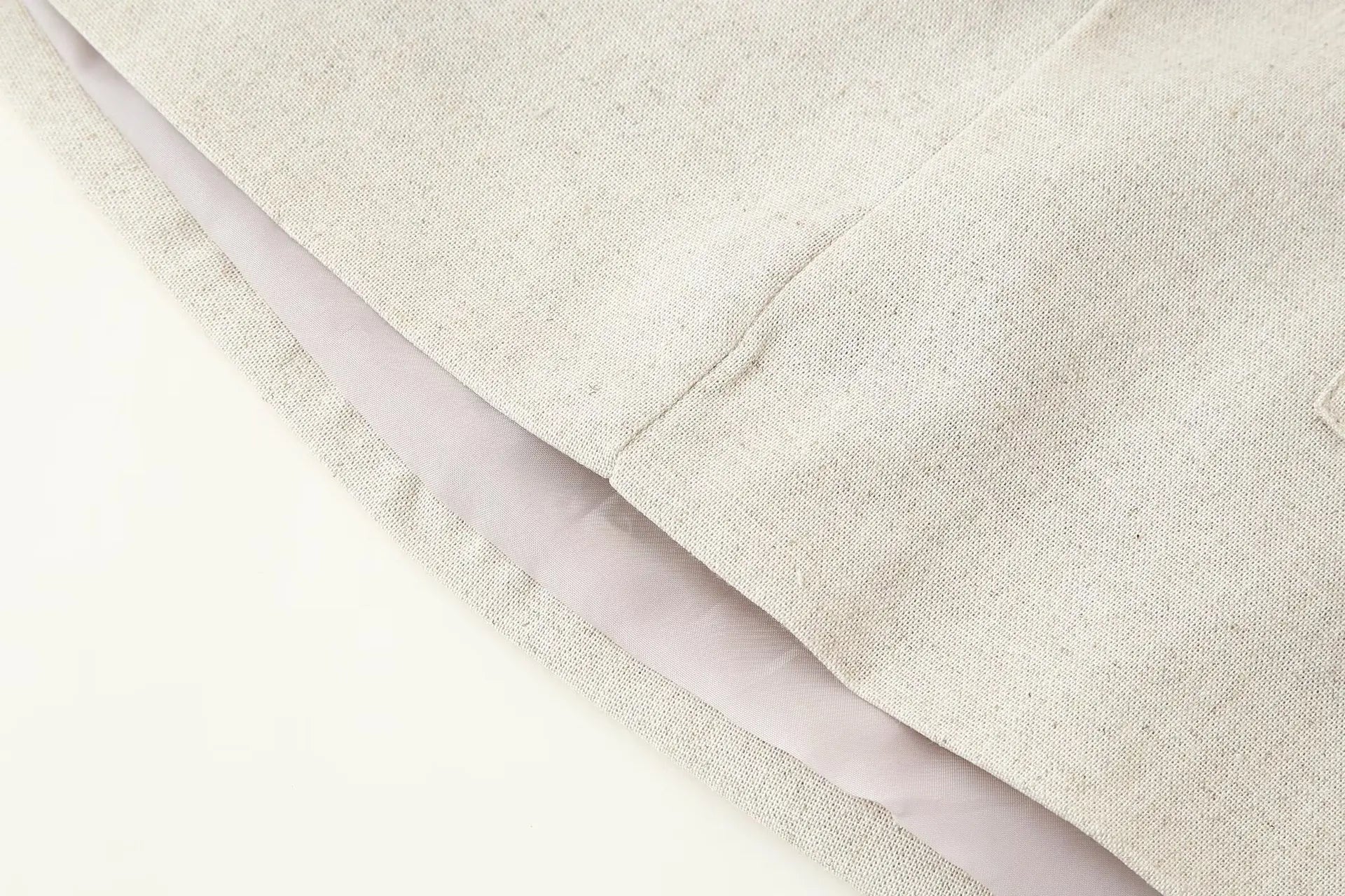 2025 New Set Women's Asymmetric Buckle Vest Short Skirt Set Round Neck Sleeveless Top A-line Skirt Summer New Casual Chic Set