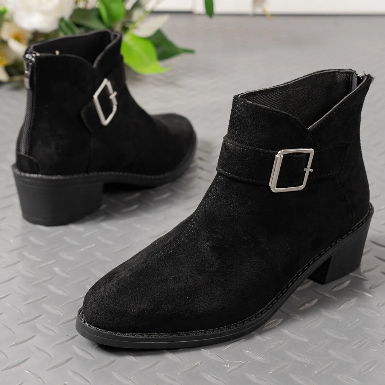 2024 New Ankle Boots Women High Heels Women Shoes Track Design Leopard Print Shoes for Women Thick Pointed Fashion Western Boots