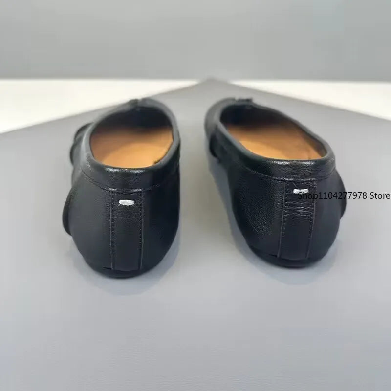 Wrinkles Tabi Ninja Shoes 2025 Women Cozy Leather Flats Split Hoof Toe Loafers Femme Mary Jeans Mocasines Ladies Ballerina Shoe