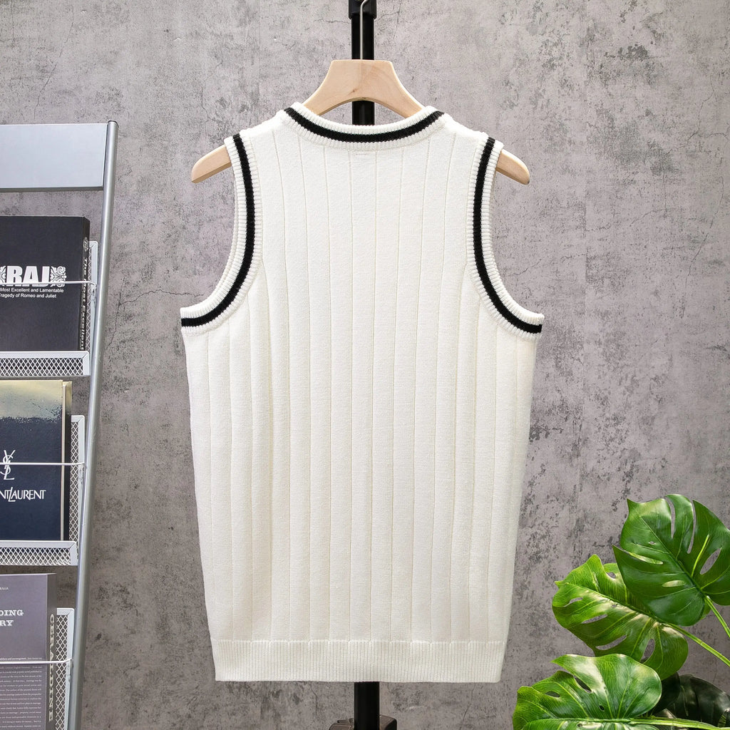 Men's Letter Patched V Neck Sweater Vest, Regular Fit Casual Striped Trim Sleeveless Knitwear, Men's Clothes for Daily Wear