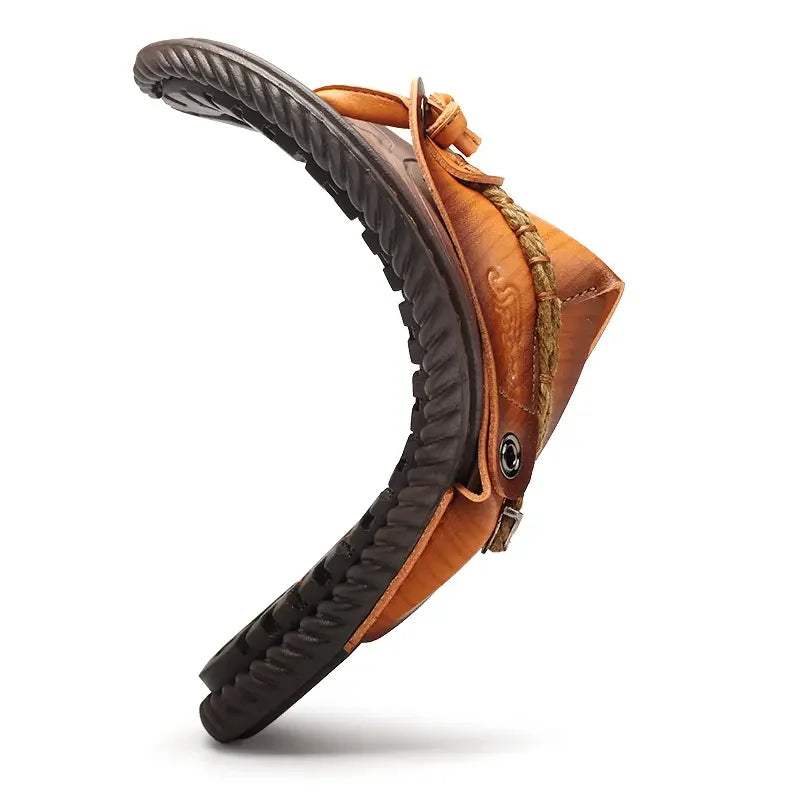 Men's Summer Flip Flops 2025- Comfortable Sandals with Arch Support and Non Slip Sole Suitable for Outdoor Beach Swimming Pools