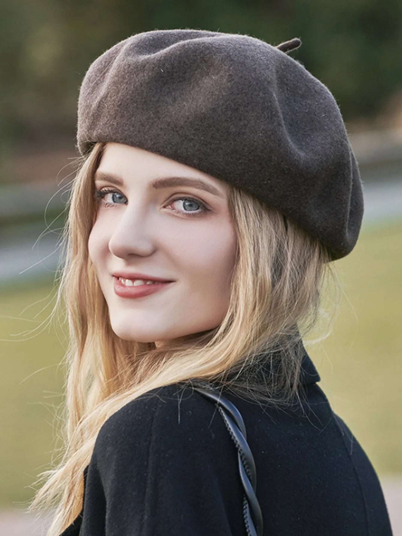 New Women black pink Berets Hat Fashion Solid Color Wool Knitted With Ladies Beanie Beret Hat Warm Autumn and winter Cap