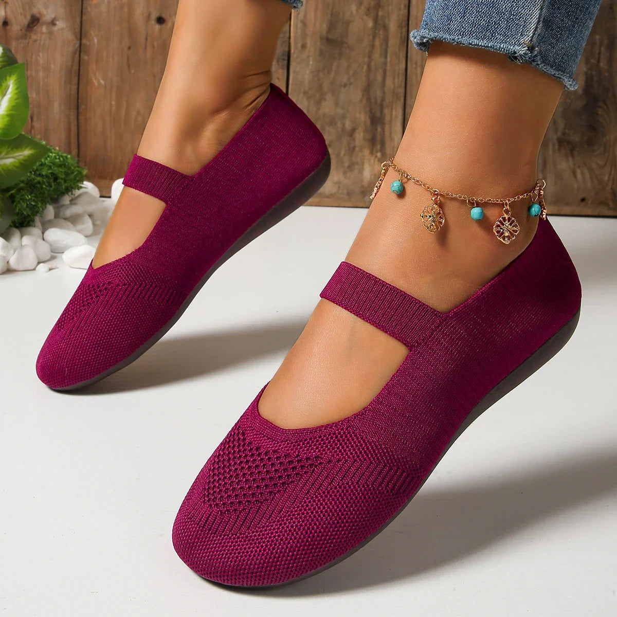 2025 Autumn Knitted Women's Breathable Flat Shoes New Casual Sports Shoes Lightweight Women's Comfortable Soft Walking Footwear