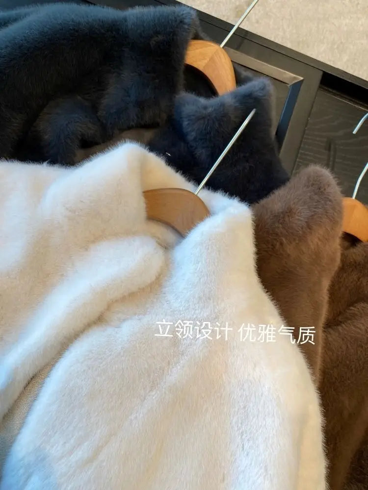 Spring Autumn Lady Short Leather Fur Outwear 2024 Women Fashion Stand Collar Mink Fur Top Female Long Sleeves Fox Jacket