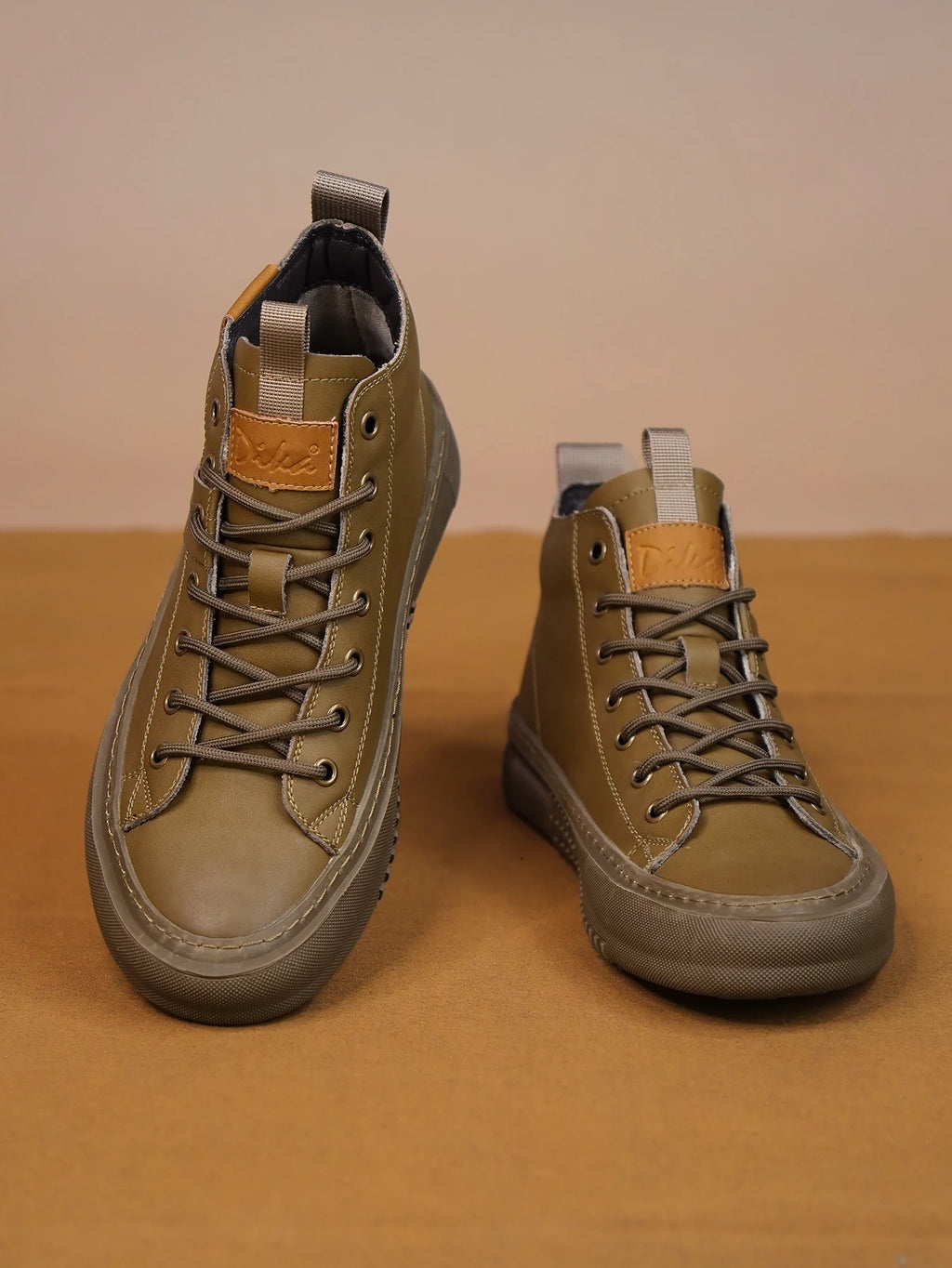 Men's Shoes Autumn and Winter New White Shoes Fashion Sneakers Sports High-Top Trendy Shoes Business Casual Breathable Thick-Soled Shoes Outdoor Casual Shoes