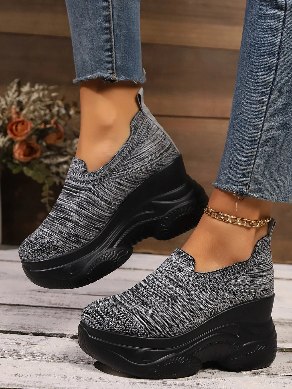 Heightening Thick Sole Fashionable Ladies Shoes 2025 Autumn New Black Mesh Breathable Casual Slip-on Women's Vulcanized Shoes