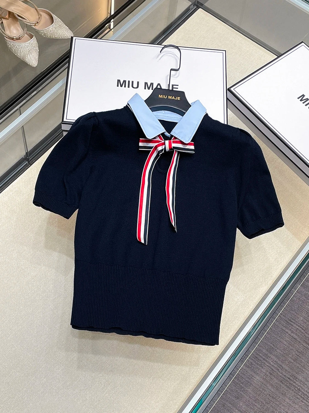 High-End European Sle Women's Knitted ort Top  Collar Belted College Faion Upperwear Comfortable Regular Fit Summer...